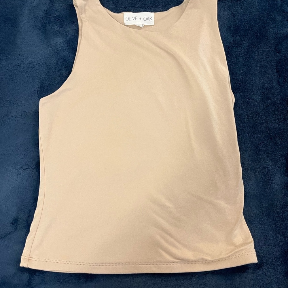Olive & Oak Light Beige Top
